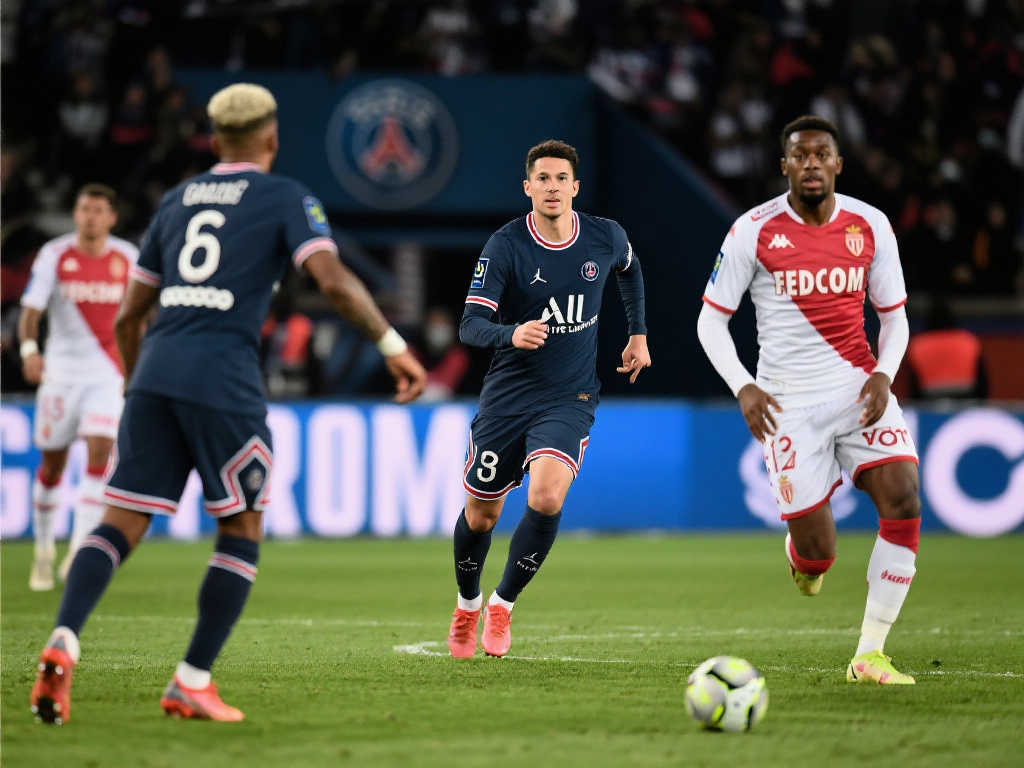 【早报】毫无悬念!巴黎提前6轮锁定法甲冠军! 【早报】毫无悬念!巴黎提前6轮锁定法甲冠军!